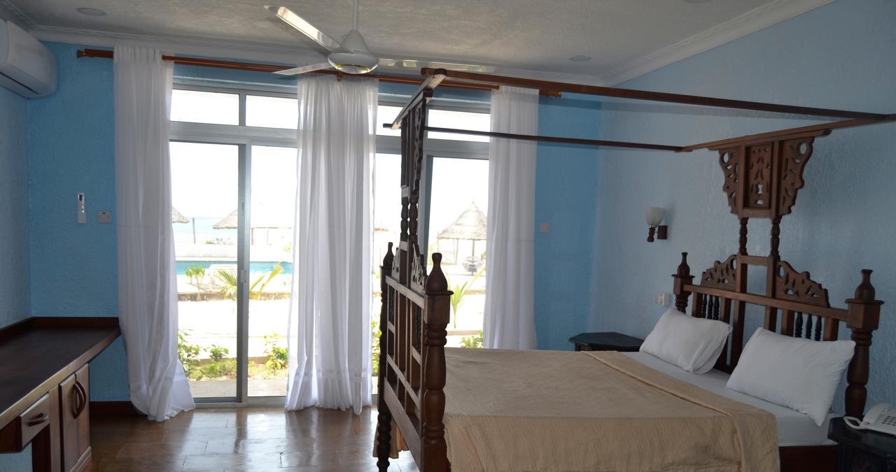 Serene Beach Resort Dar es Salaam Bagian luar foto